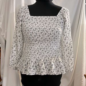 NWT Polygram M blouse